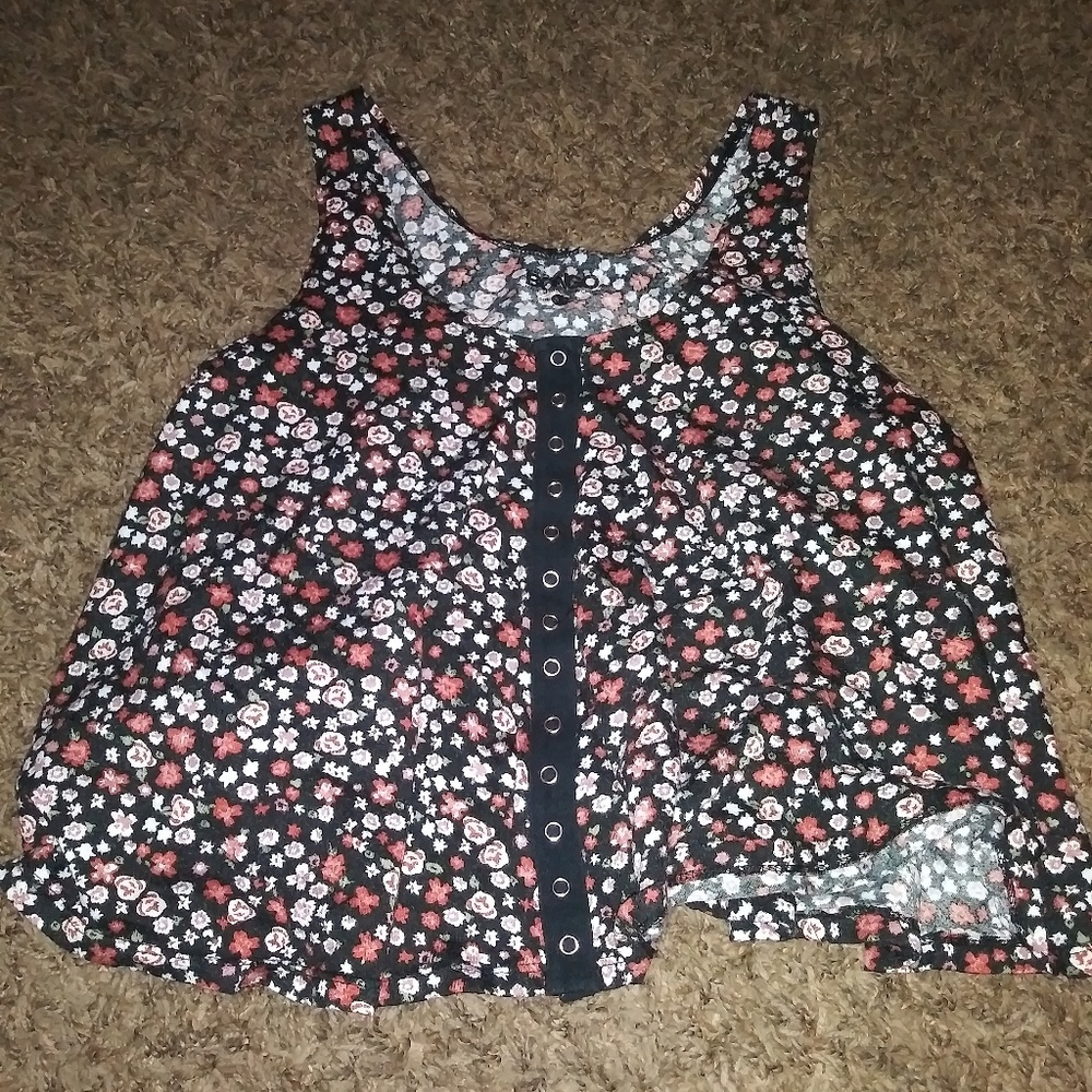 Red floral crop top blouse